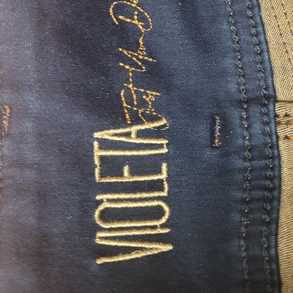 Skinny Push Up Jean - Picture 5 of 9